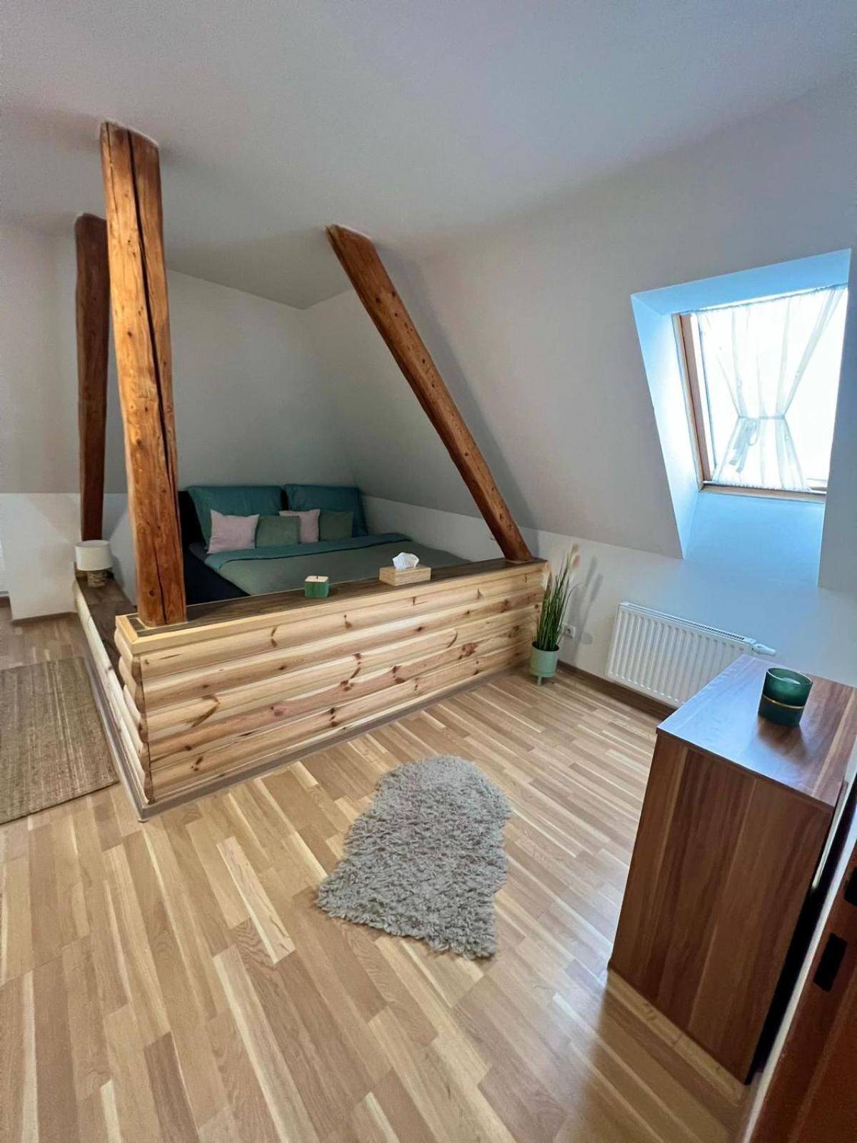 U Lupka - Ostrava Apartment Luaran gambar